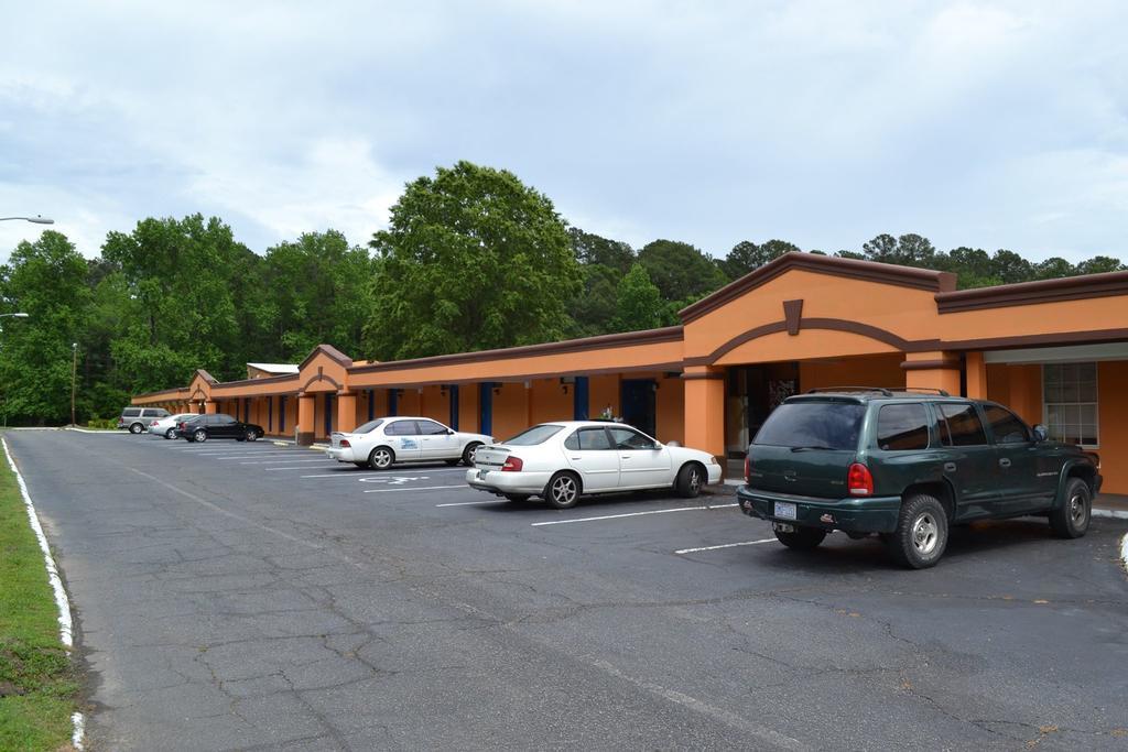 Americas Best Value Inn Smithfield Extérieur photo