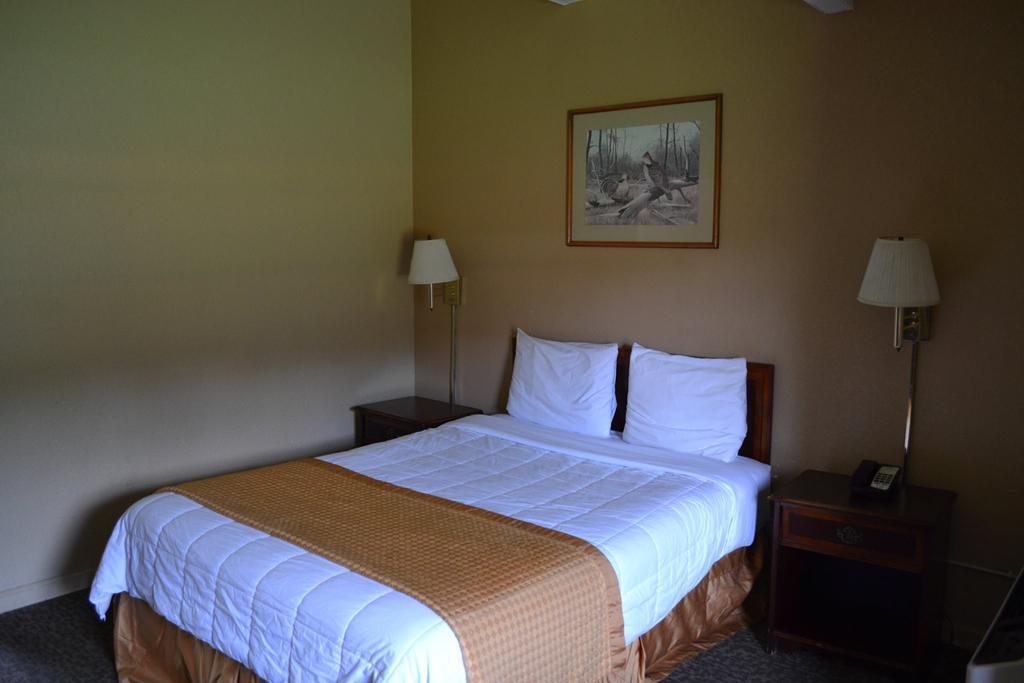 Americas Best Value Inn Smithfield Extérieur photo