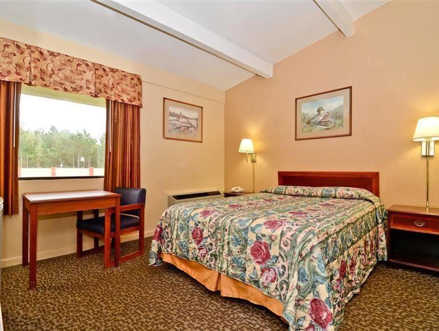 Americas Best Value Inn Smithfield Extérieur photo