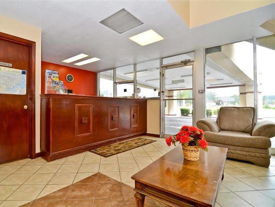 Americas Best Value Inn Smithfield Extérieur photo