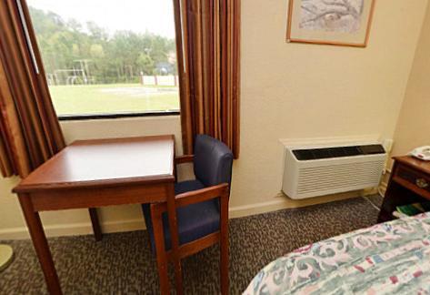 Americas Best Value Inn Smithfield Extérieur photo